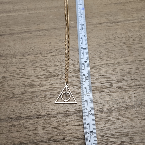 Deathly Hallows Chain Necklace - Picture 5 of 6